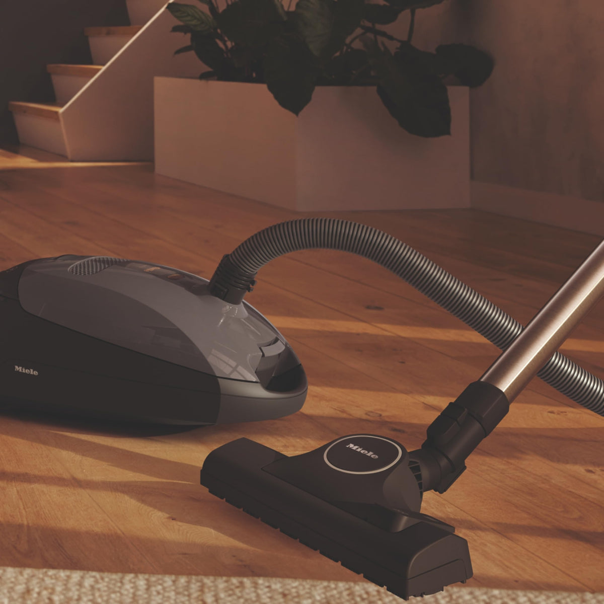 Classic C1 Pure Suction Vacuum C906